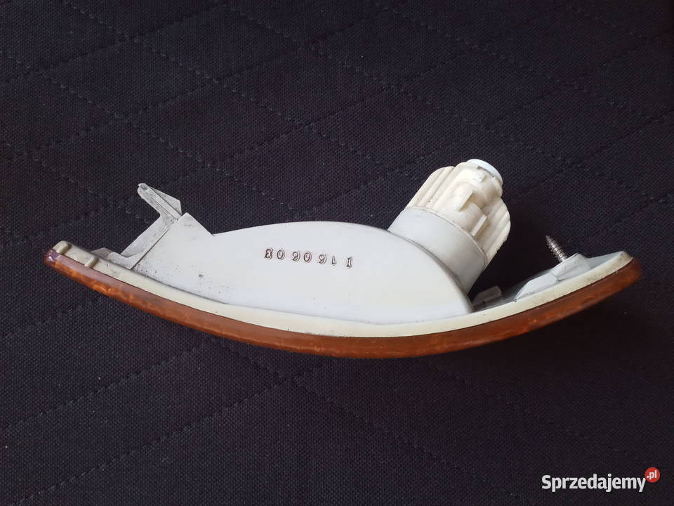 Audi 90 B3 Kierunkowskaz Kierunek Lewy w zderzak