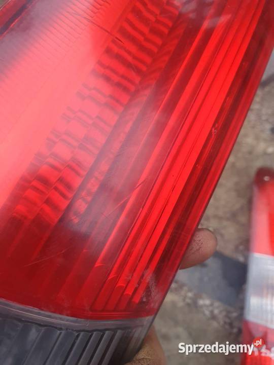 Lampa tylna prawa lewa górna Volvo v70 II xc70 Kraków