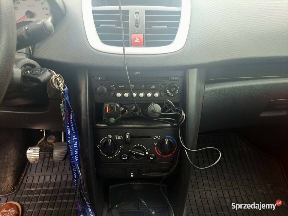Peugeot 207 Peugeot 207 14 LPG 73 2008 r Helenów
