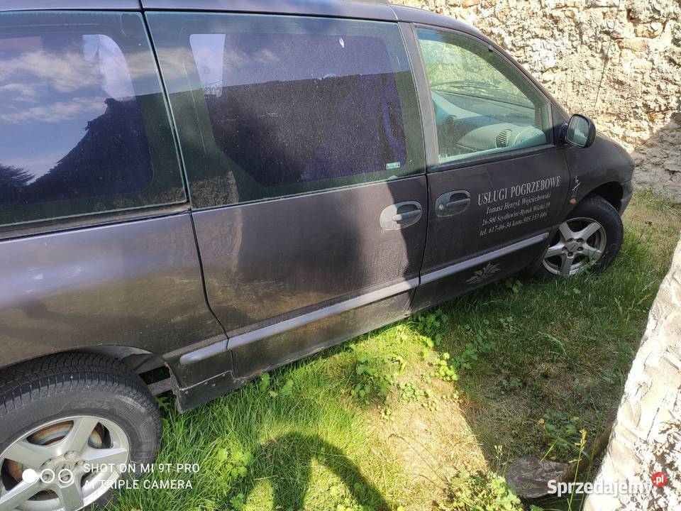 karawan chrysler grand voyager 24 1997 manual benzyna Grand Voyager Szydłowiec