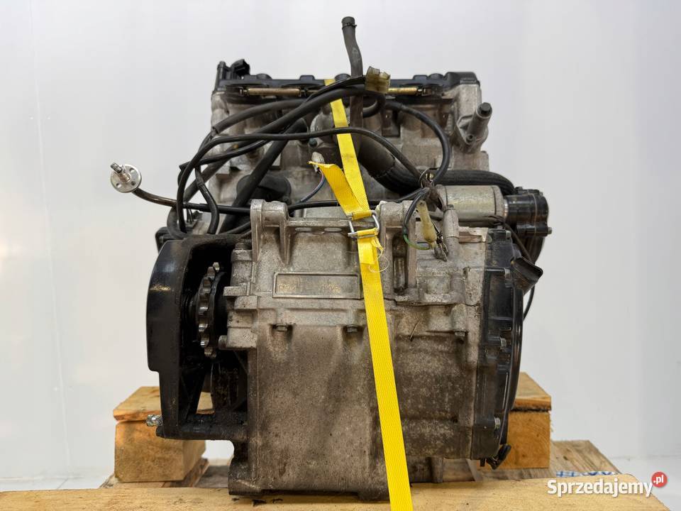 SILNIK KOMPLETNY Suzuki GSXR GSXR 750 K4 Motor