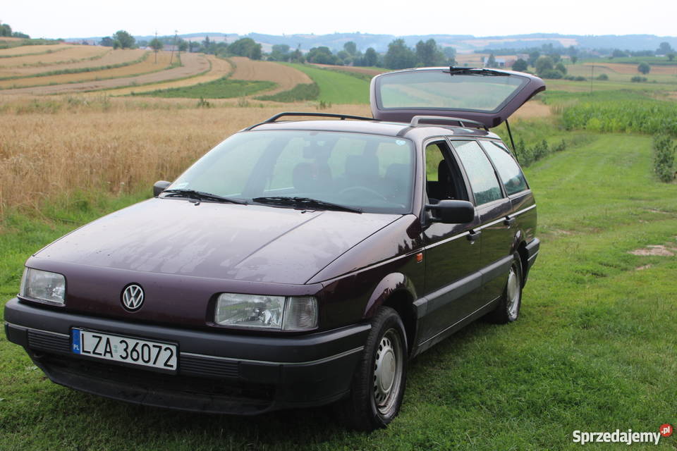 Volkswagen PASSAT B3 20 LPG PEREŁKA Rok produkcji 1993