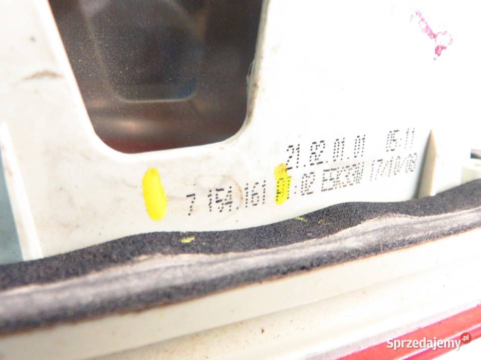 LAMPA LEWA TYLNA KLAPA BMW 3 Touring E91 7154161 sprzedam