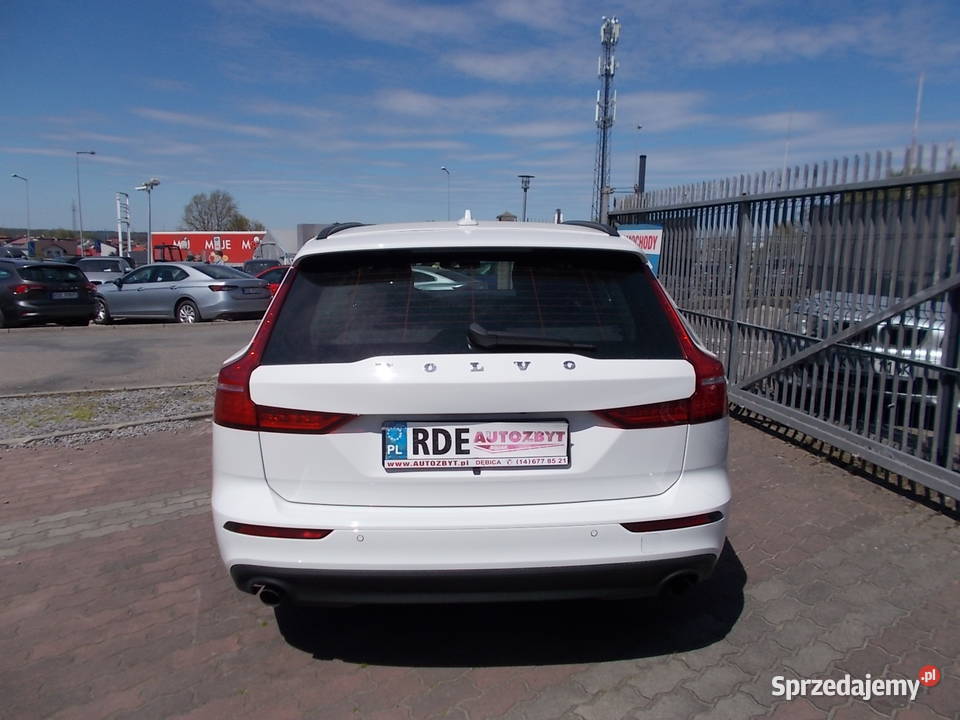 VOLVO V60 B3 20 benz hybryda Automat salon poduszka powietrzna Dębica