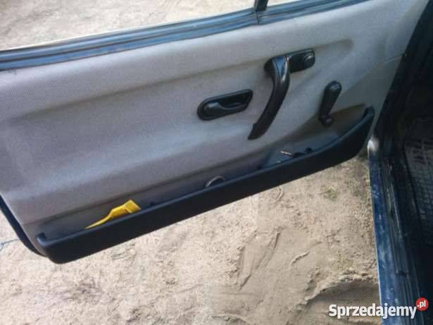 Volkswagen Polo 86c II 2 wnetrze boczki fotele