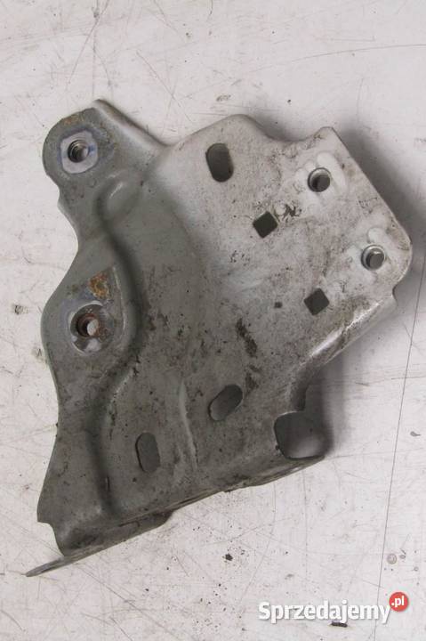 MOCOWANIE BŁOTNIKA PRAWY PRAWE TOYOTA PRIUS III osobowe