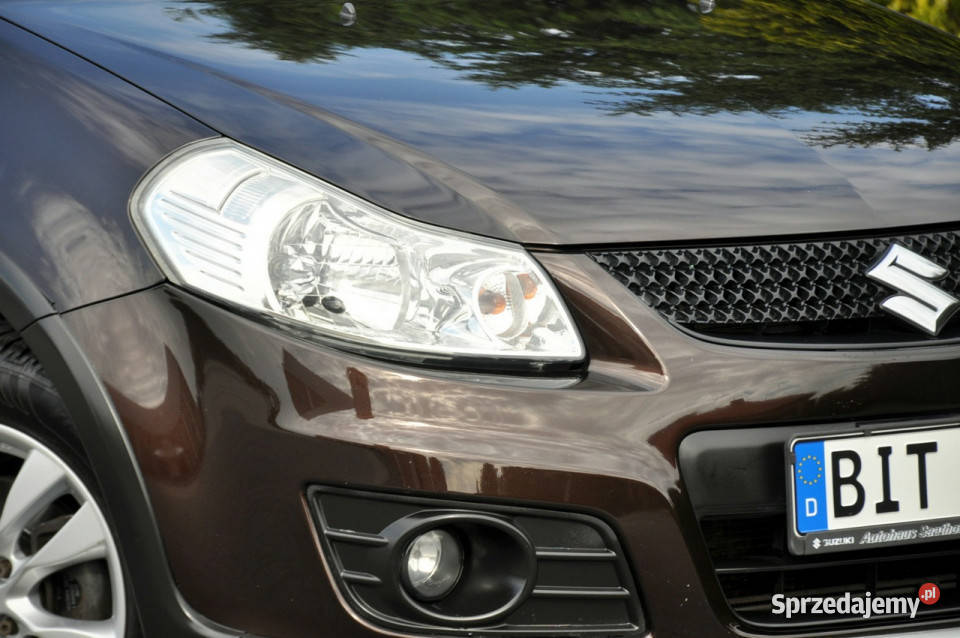 Suzuki SX4 16i120LiftDuża NaviKlimatronikGrzane centralny zamek SX4