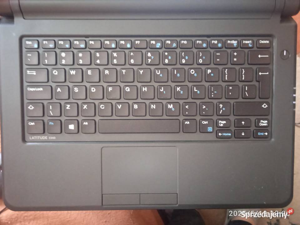 Laptop Dell Latitude 3340 i3nowy SSD 256 8GB RAM
