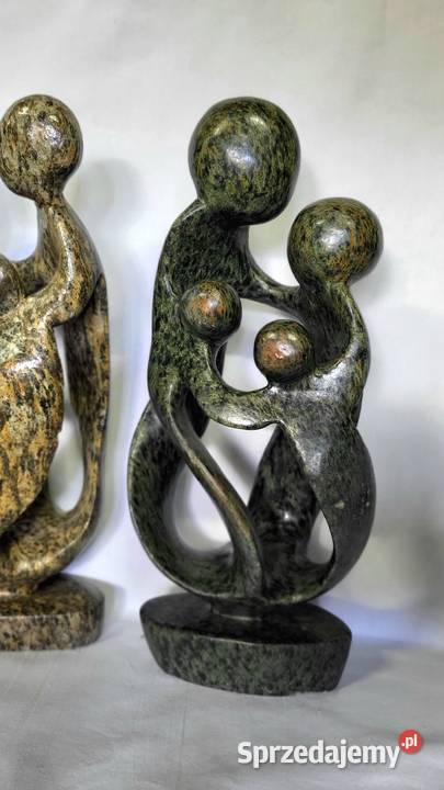 Abstrakt rzeźba afrykańska z kamienia Lębork