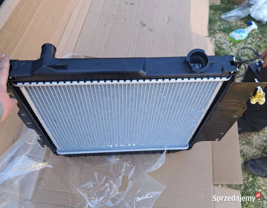 Chłodnica wody Jeep Wrangler YJ TJ 40 52040286 sprzedam