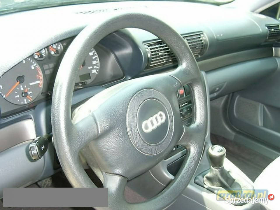 Audi A4 BEZWYPADKOWY 85krajowy SERWISOWANY B5 nieuszkodzony A4 Skawina