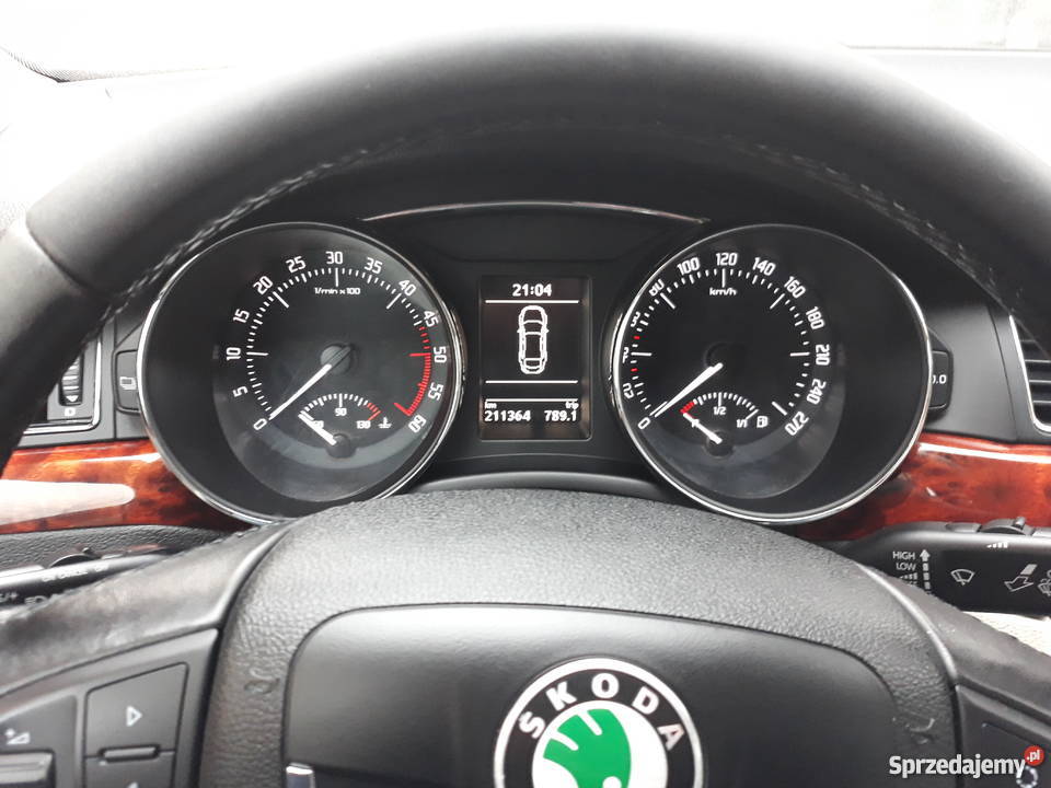 Skoda SUPERB SEDAN Elegance 19 TDI 85 KW kupiony w Polsce