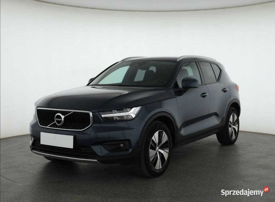 Volvo XC40 B4