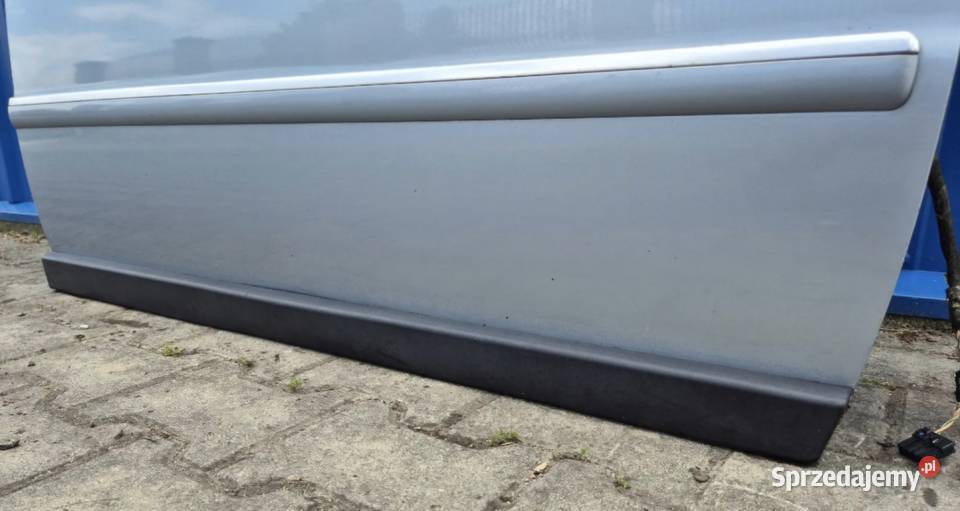 DRZWI PRZÓD PRAWY PRZEDNIE PRAWE VW PASSAT B5 FL Działoszyce