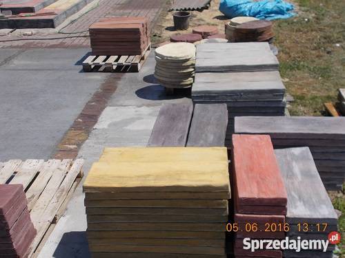 donice ogrodowe doniczki ogród drewno beton Nietków