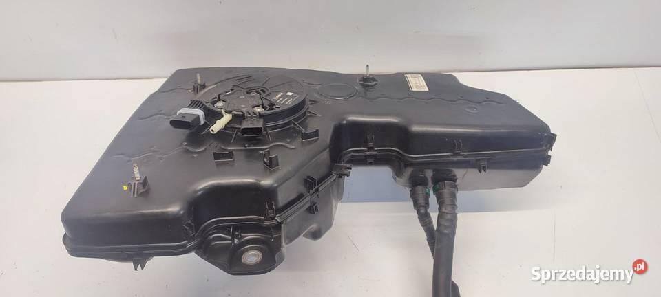 VW TIGUAN II ZBIORNIK ADBLUE 5QF131877N