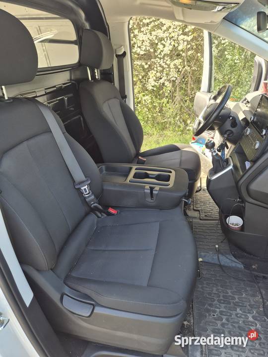 Hyundai Staria Cargo na gwarancji diesel wielkopolskie Poznań