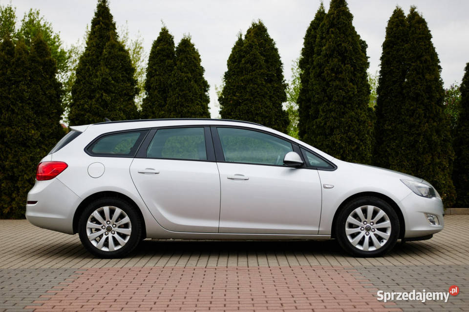 Opel Astra Sports Tourer J 20092019 Rzekuń