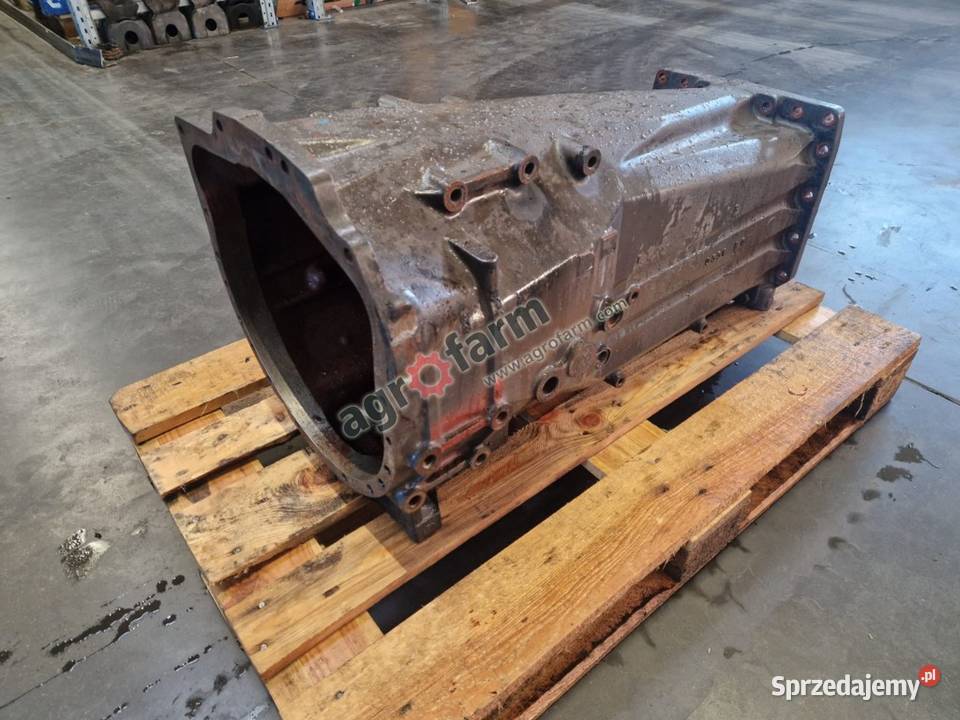 Obudowa skrzyni biegów Massey Ferguson 6170 6180 Rolnictwo Byków