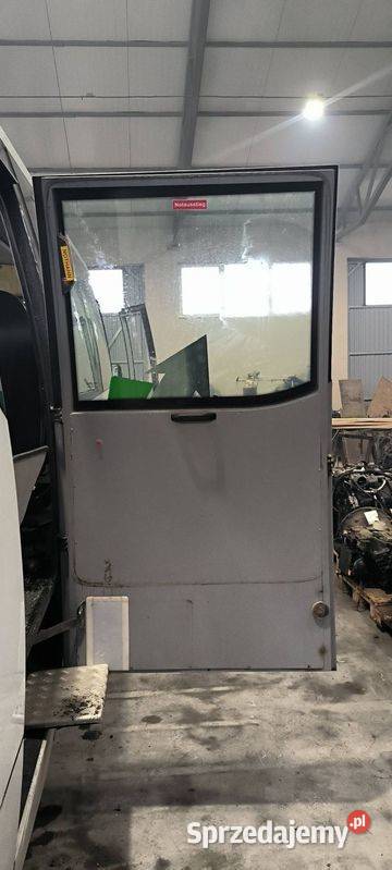 DRZWI PRAWE TYŁ IVECO COMPA Lipno sprzedam