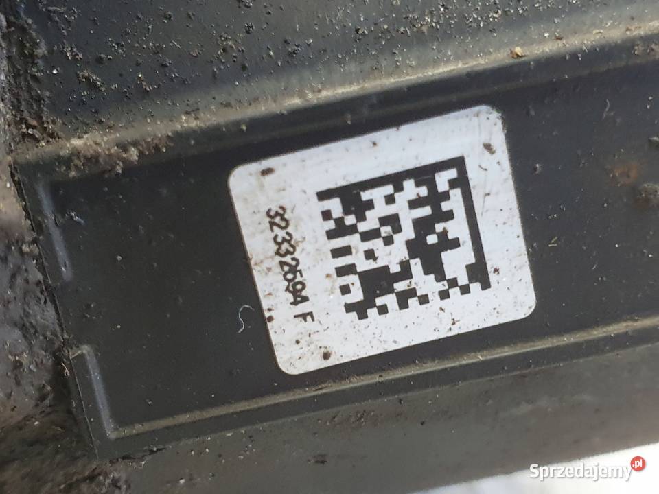 Volvo S60 II S80 II V60 V70 III XC70 II TYLNY Zaciski i jarzma