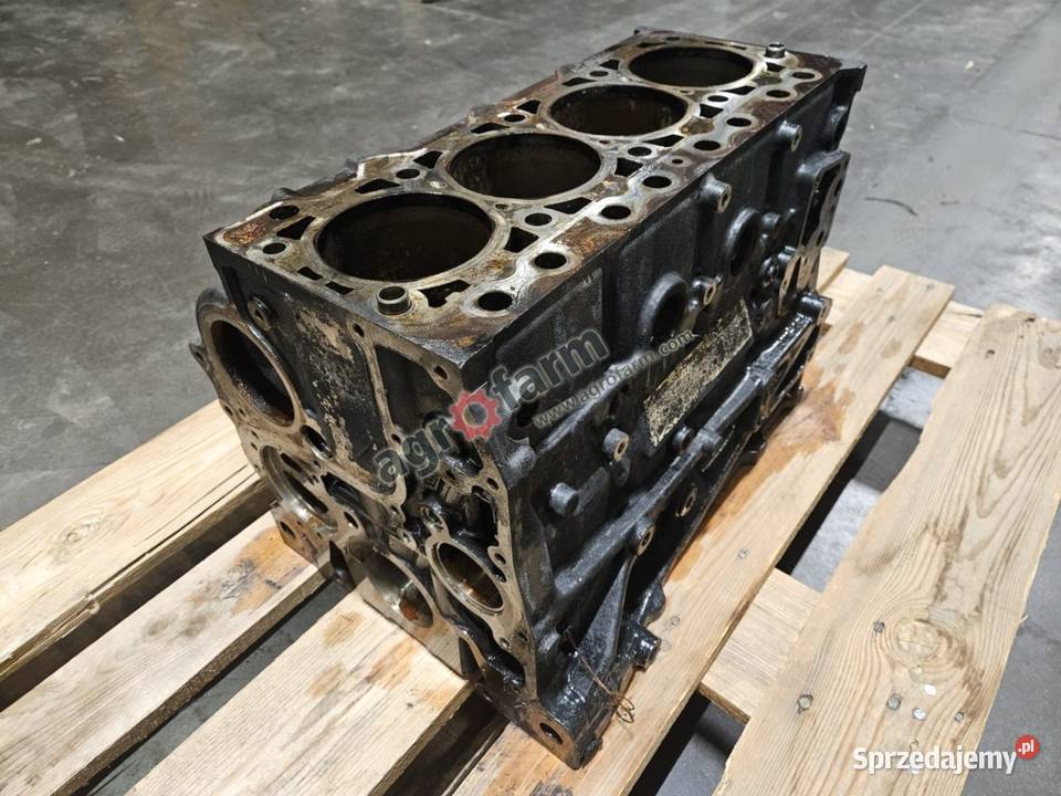 Blok silnika Holland T5100 T5110 T5120 dolnośląskie Byków