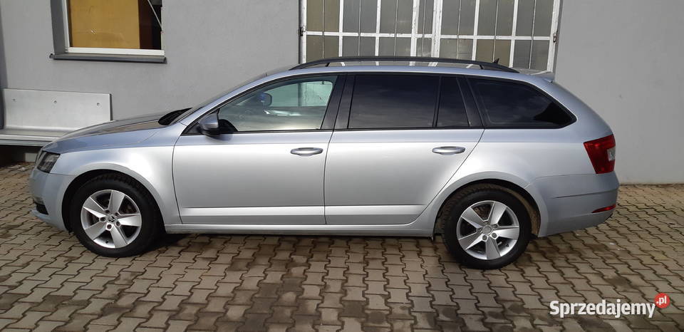 Skoda Octavia 16 TDI Ambition DSG 34000 PLN