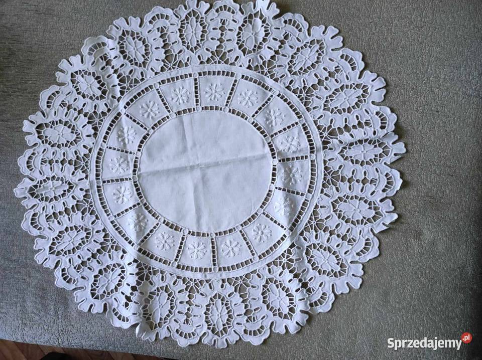 SERWETA RICHELIEU KOŁO 70 średnicy biały dolnośląskie Oleśnica