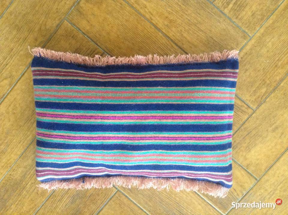 Rękodzieło poduszki wełniane dekoracyjne Cepelia