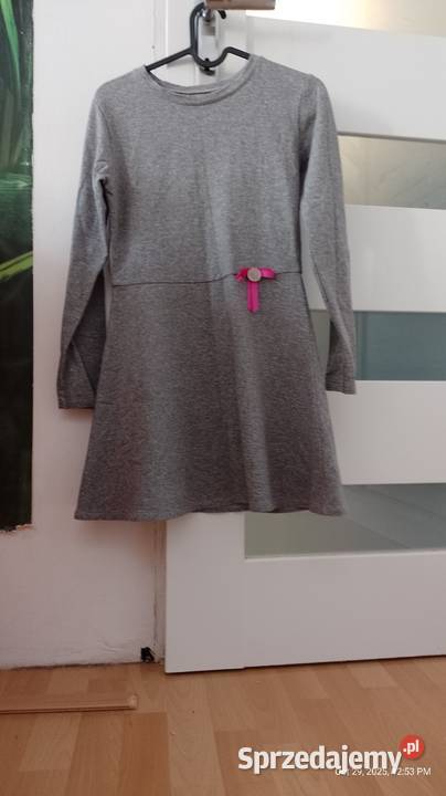 Sukienka dziewczynki 146 piękna śląskie Jastrzębie-Zdrój