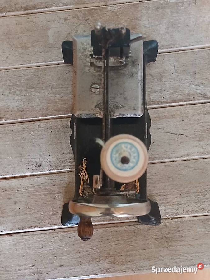 Zabytkowa miniaturowa maszyna do szycia Kraków
