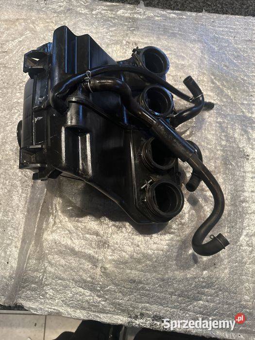 Obudowa Filtra airbox Suzuki RF 600 R 9397 M927 Poznań sprzedam