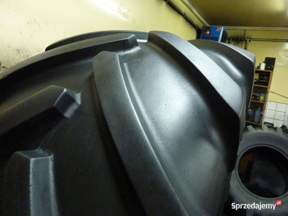 Opona używana rolnicza 90060R32 MICHELIN Michelin