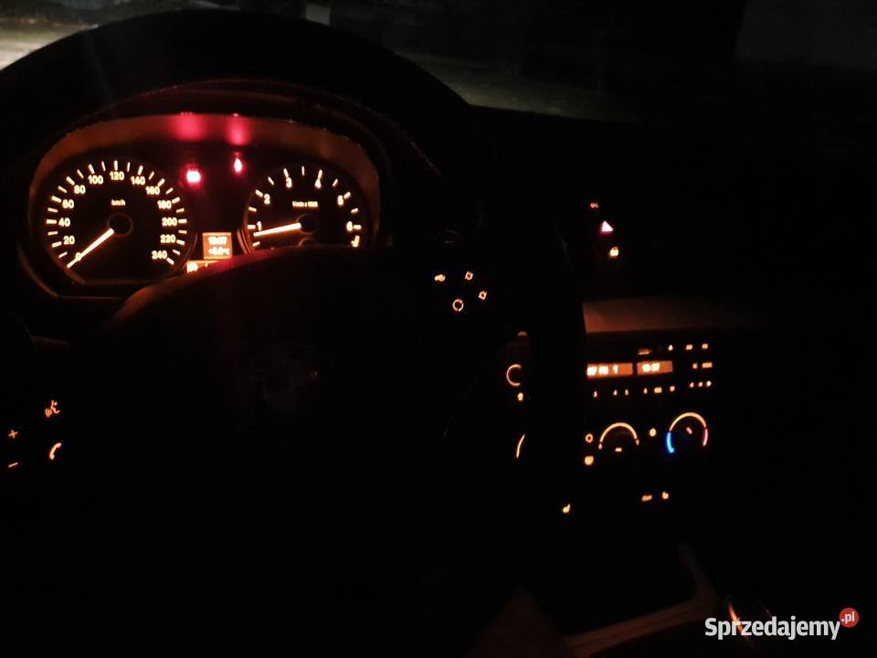 Bmw seria 1 118i benzyna Długołęka