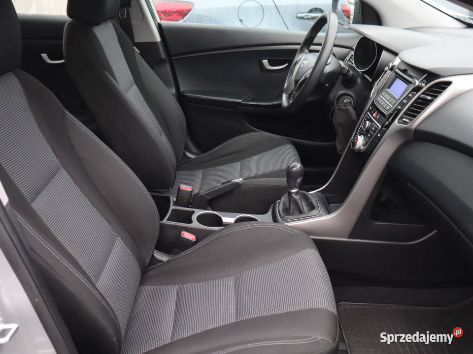 Hyundai i30 14 CRDi ASR (kontrola trakcji) Katowice