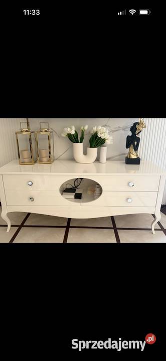 Elegancka komoda glamour pod telewizor