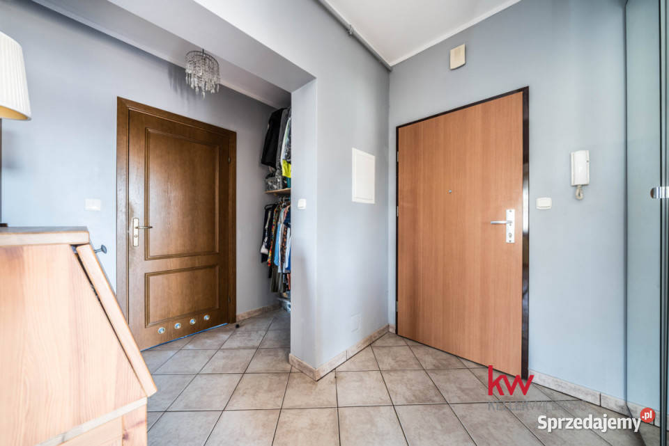 sprzedaży mieszkania 517m2 2pokojowe Złotniki blok