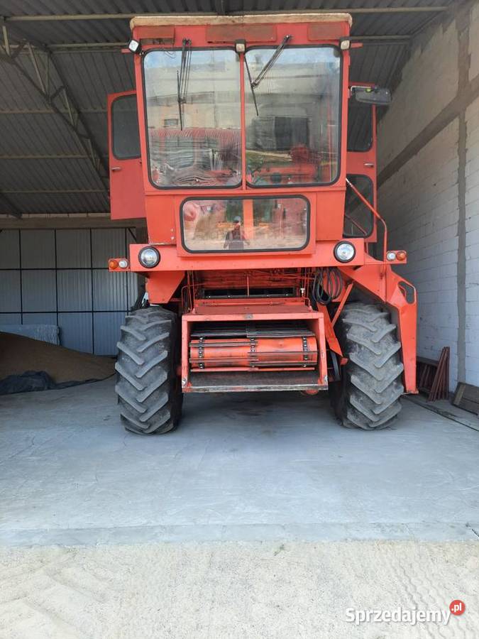 Kombaj Bizon Z056 Maszyny rolnicze Lubawa