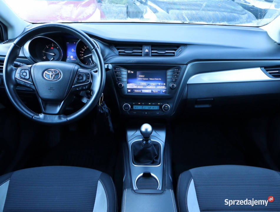 Toyota Avensis 20 D4D nieuszkodzony