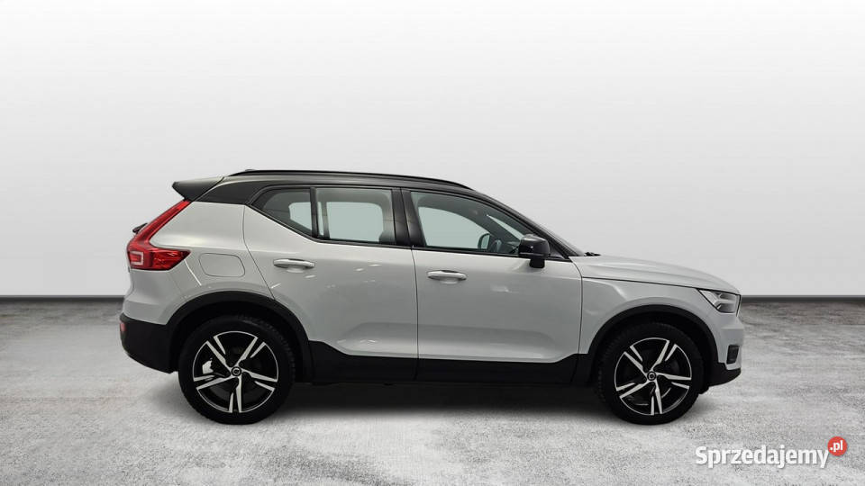 Volvo XC 40 T5 PlugIn Hybrid RDesign aut Z Warszawa