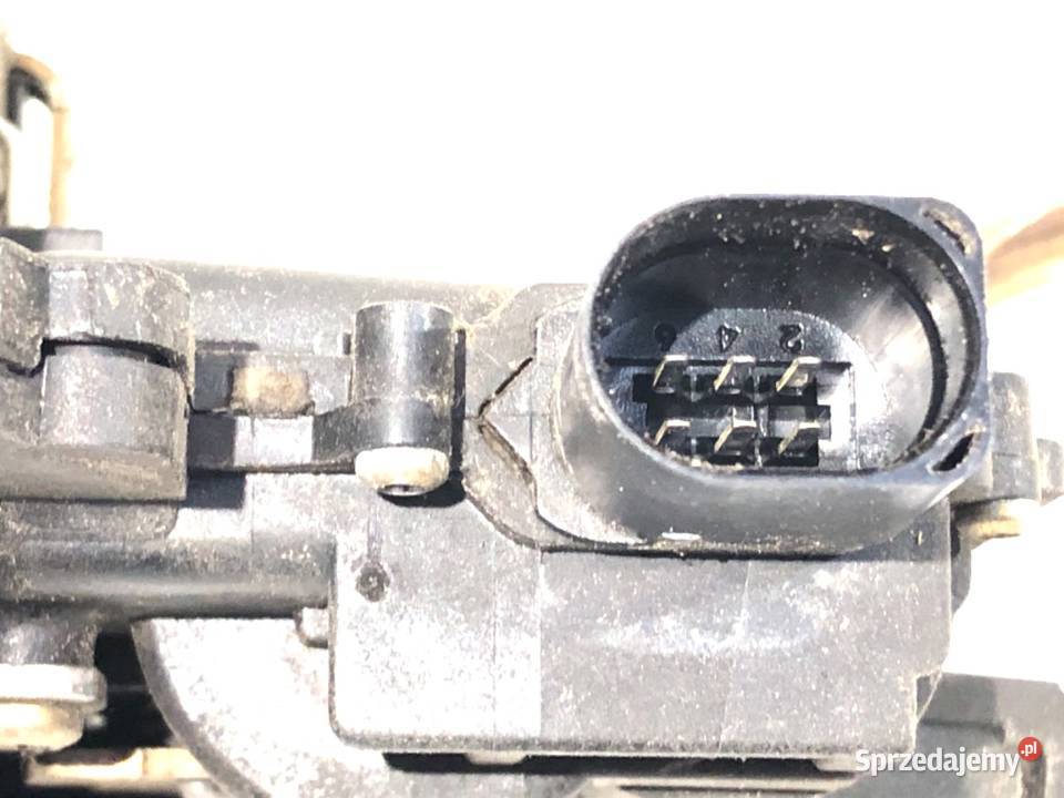 ZAMEK DRZWI PRAWY TYŁ SEAT LEON I Hatchback