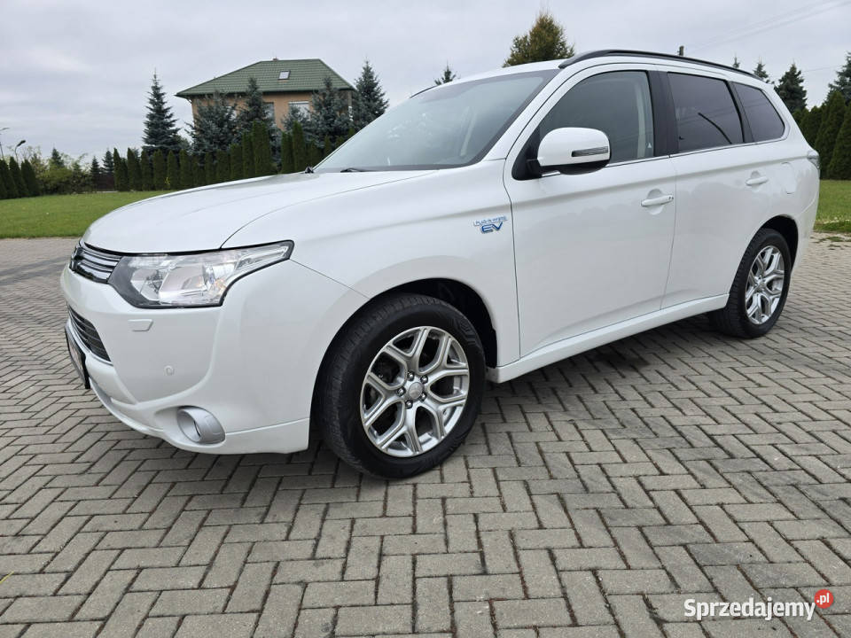 Mitsubishi Outlander 20PlugIN Hybrid serwisowany w ASO Kutno