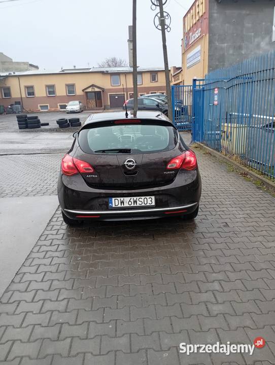 Opel Astra Active 14T benzynagaz 140 2013 A14NET