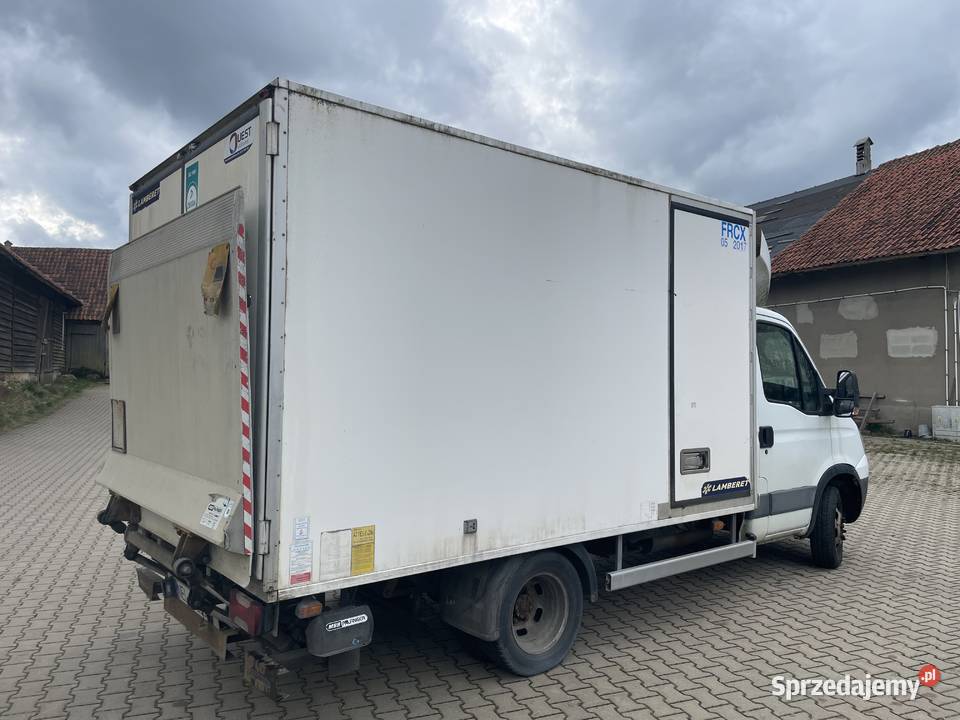 IVECO 35C13 kontener chlodnia z winda SZEROKI Kukowo