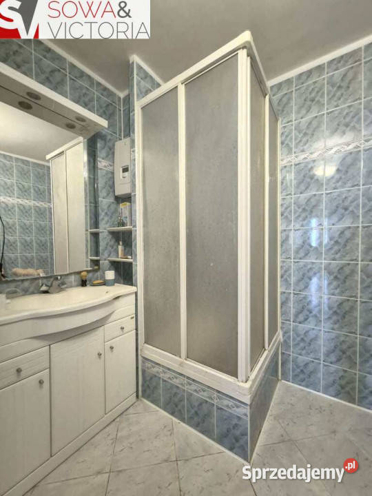 Mieszkanie z widokiem na panoramę miasta Liczba pokoi 3 Wałbrzych