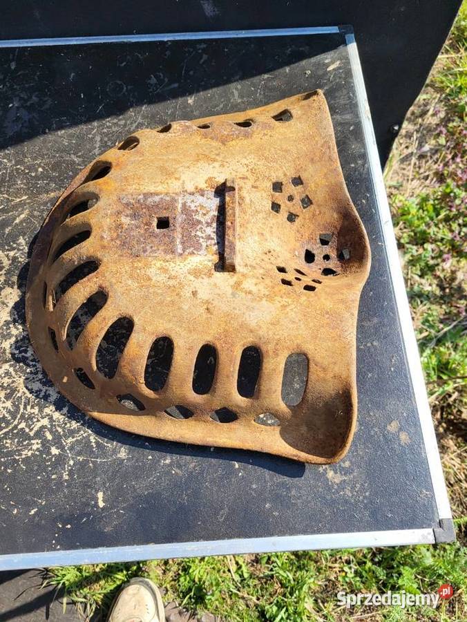 TYRAKTOR SIEDZENIE ŻELIWO STARY URSUS LANZ FORD