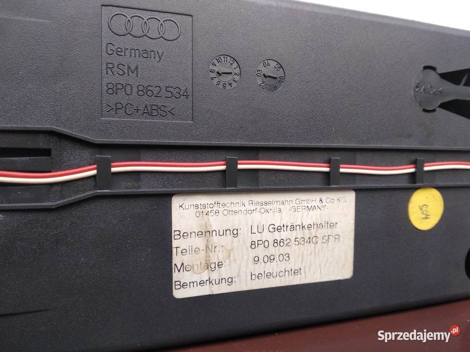 Audi A3 8P cupholder uchwyt na kubki 8P0862534