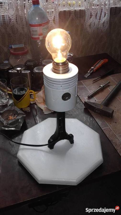 Lampa Nocna z tłoka i Korbowodu Tyczyn