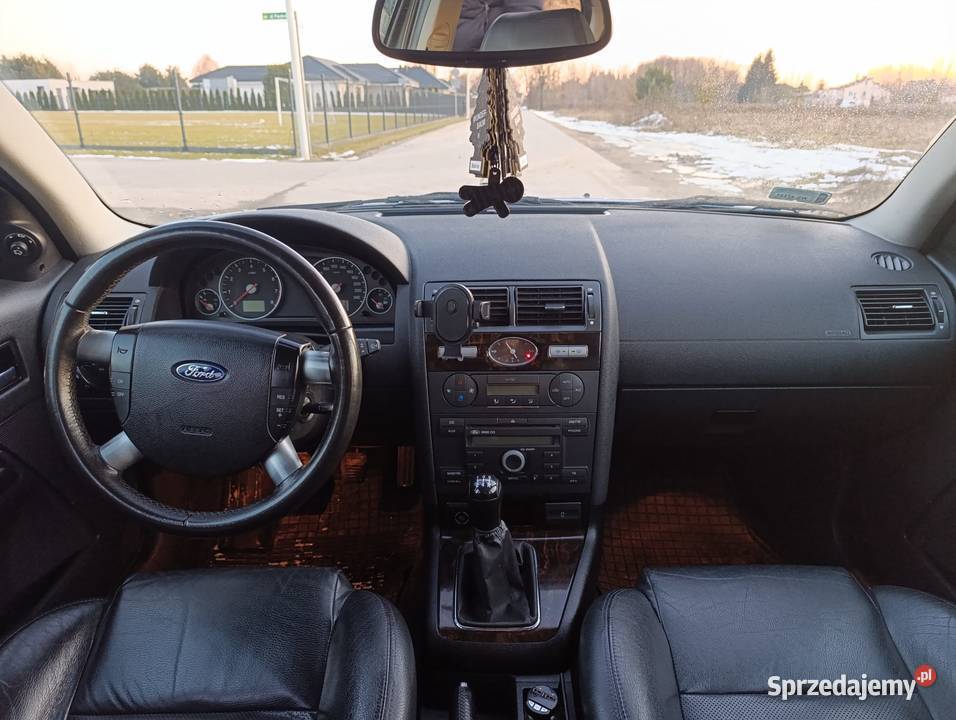 Ford Mondeo MK3 ghia 2005 16 lat jeden nieuszkodzony