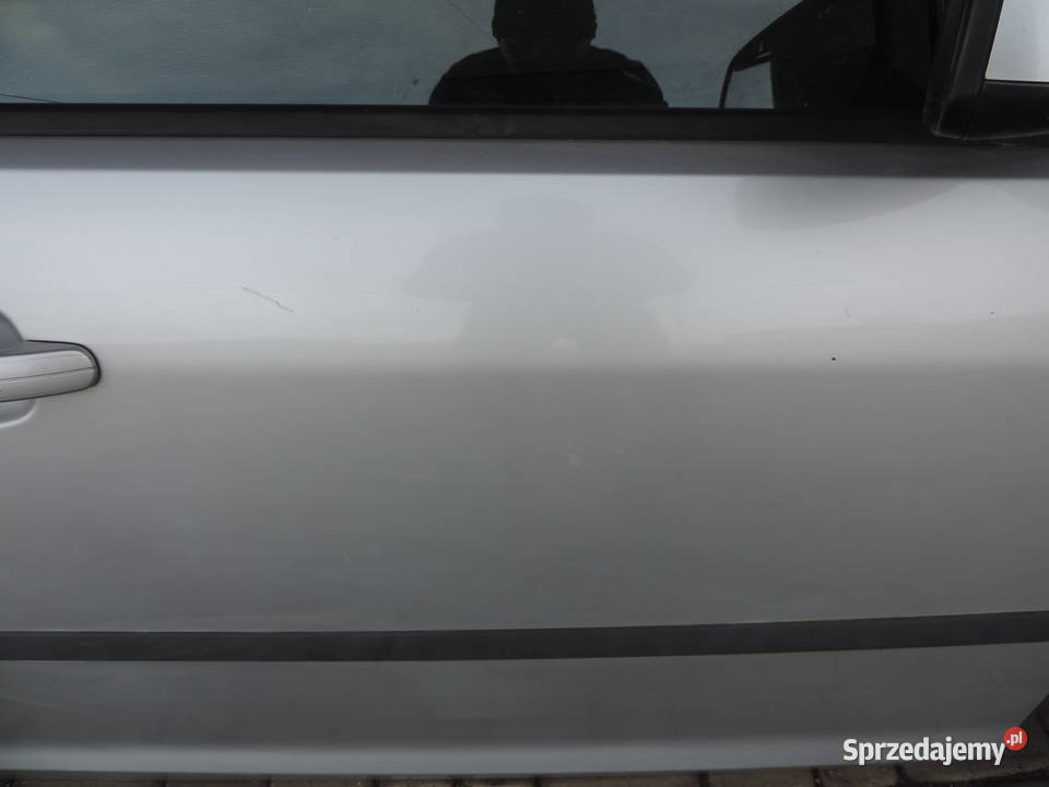 FORD FOCUS MK2 5D DRZWI PRAWY PRZÓD KOLOR O3 Nowy Sącz
